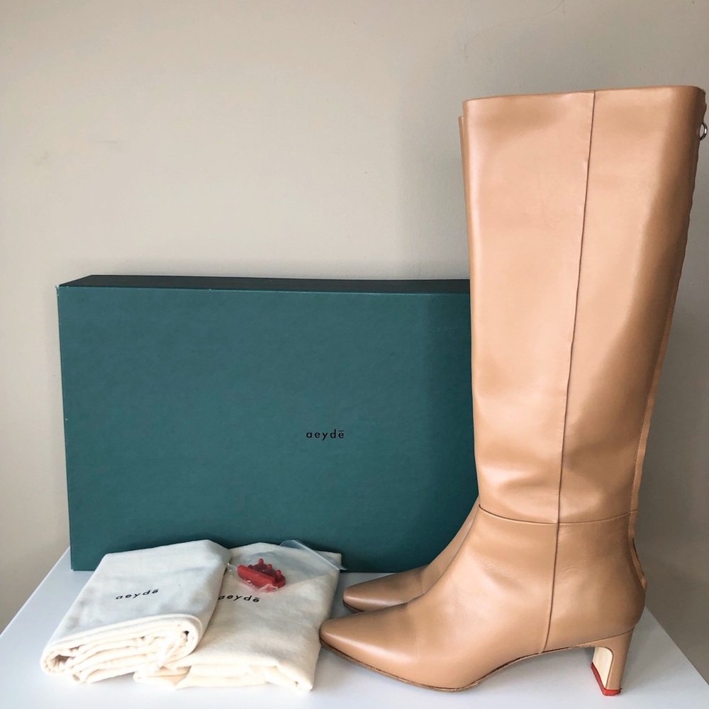 Aeyde Italian Leather Tan Knee-High Leather Boots 10